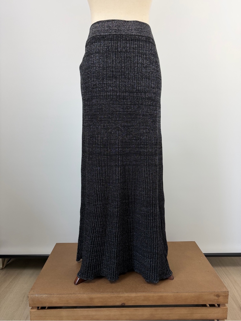 NWOT Free People Black and Silver Ribbed Knit Maxi Skirt Size M